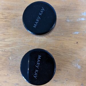 New Mary Kay Discontinued Cream Eyeshadow – Apricot Twist & Iced Cocoa